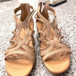 Baretrap Sandals New - Never worn!!